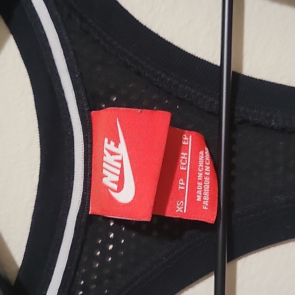 NIKE XS Racerback Tank - Picture 3 of 3